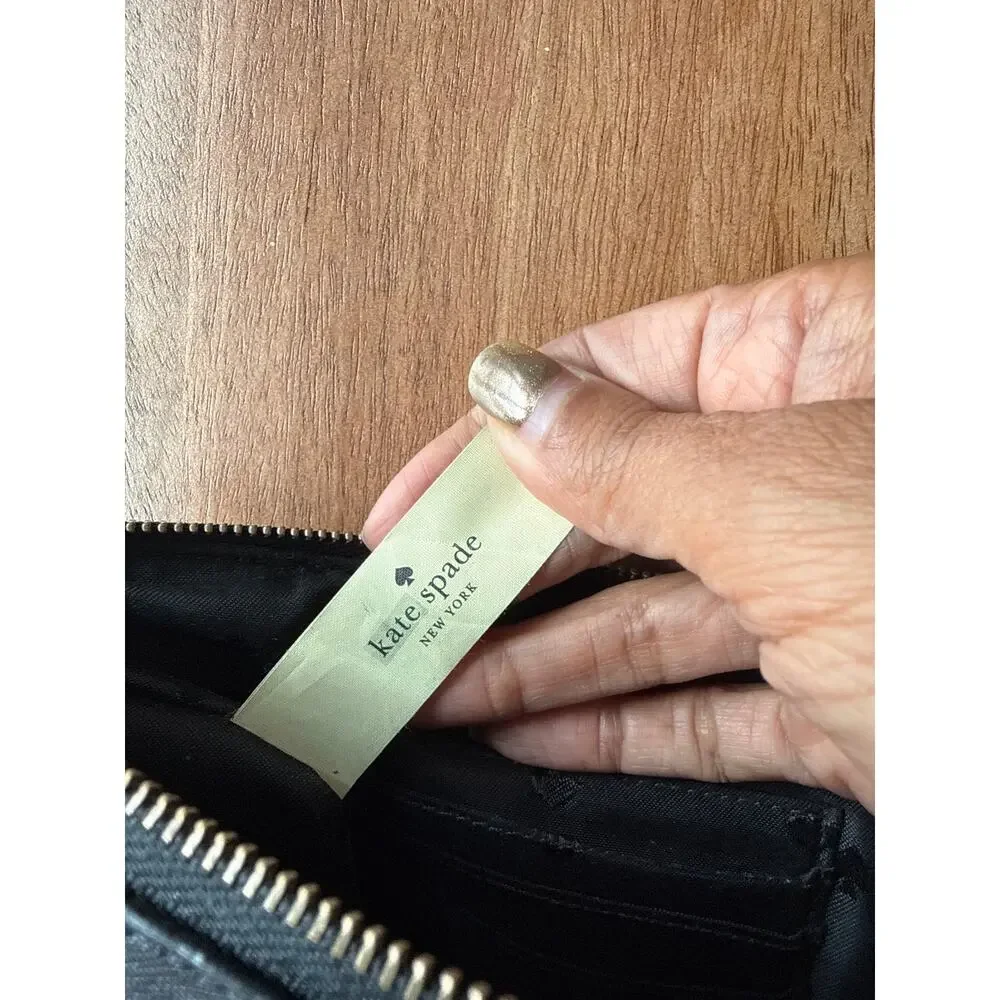 Kate Spade New York Black Saffiano Leather Wristlet Pouch Clutch Gold Zip